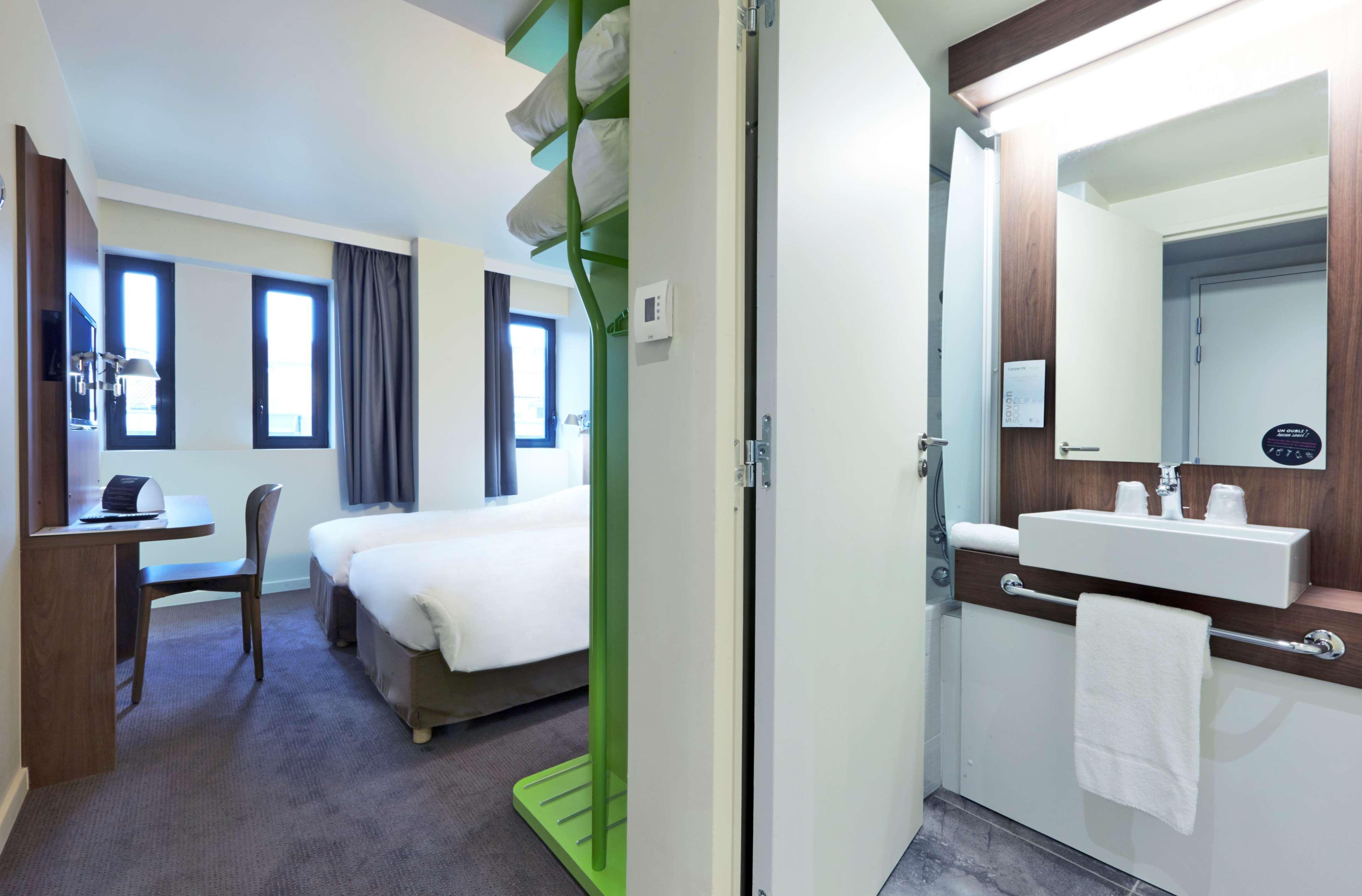 Hotel Campanile Nancy Centre - Gare Exterior foto